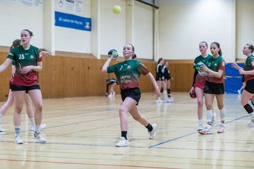 Bild 93 - wCJ TSV Ellerau - HSG Kremperheide/Muensterdorf : Ergebnis: 22:20